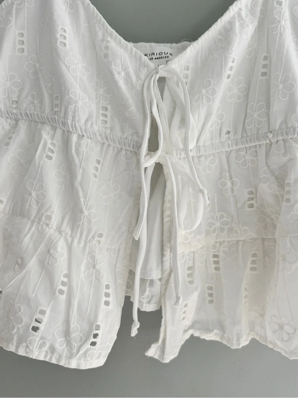 Kirious Los Angeles White Eyelet Tie Front Babydoll Tank Top M NWT